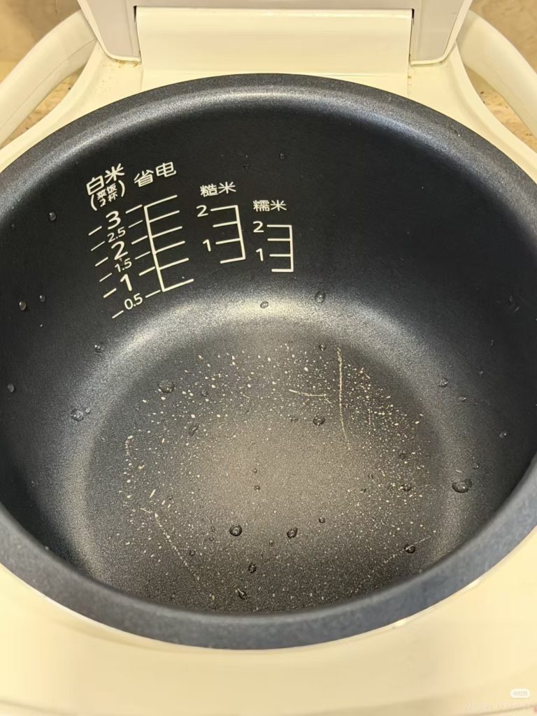 电饭煲内胆掉漆，还能接着用吗？